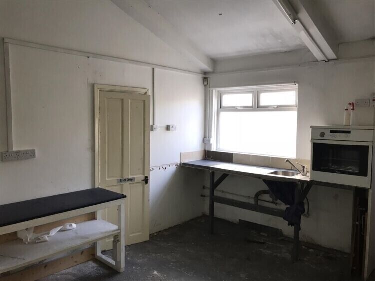 Huddersfield Investment Property with Retail and Residential Income Photo 5