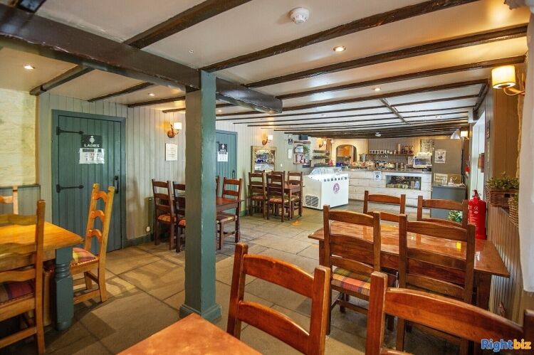 Highland Country Inn & Smokehouse with Adjoining Cottage in Scenic Killin Stirling For Sale Photo 5