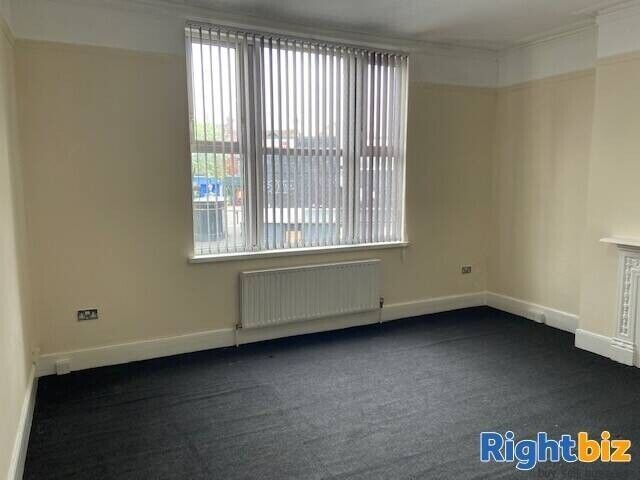 Prominent Corner Commercial Property Available in Kings Heath Birmingham Photo 5