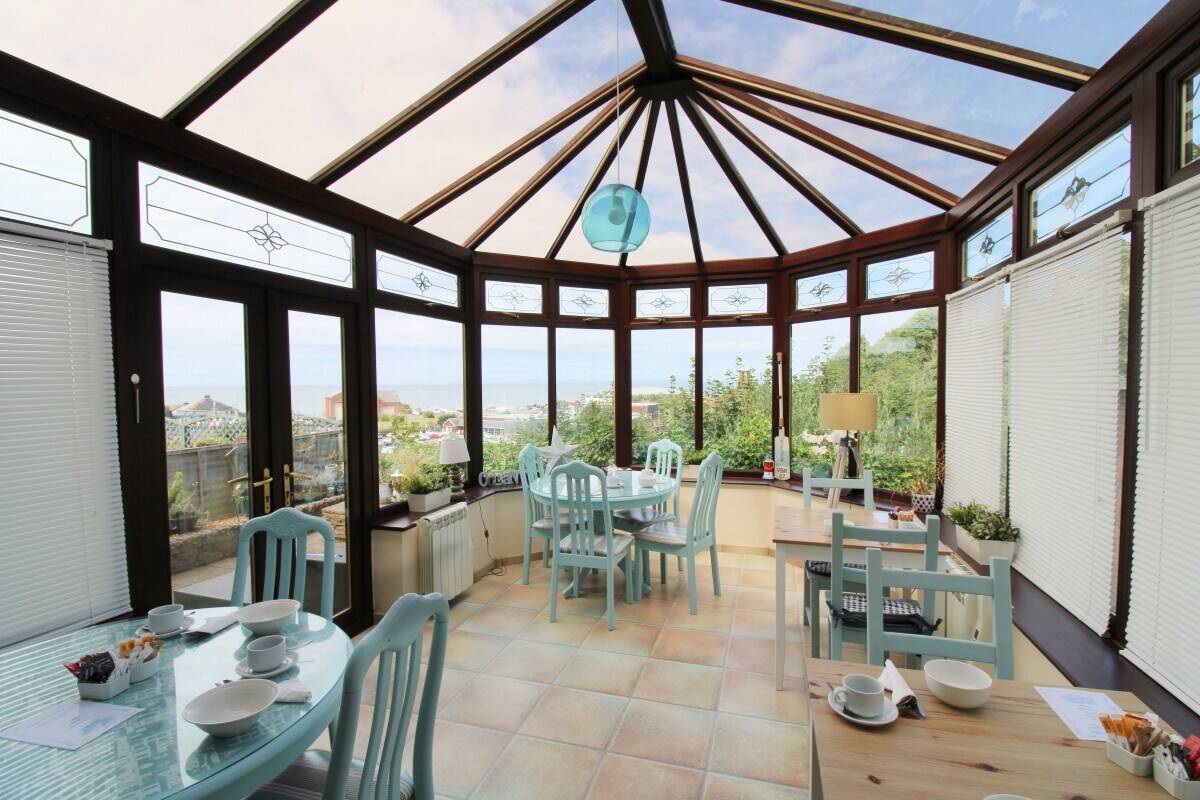 Turnkey Coastal Guest House for Sale, Prime Location in Whitehaven Cumbria Photo 6