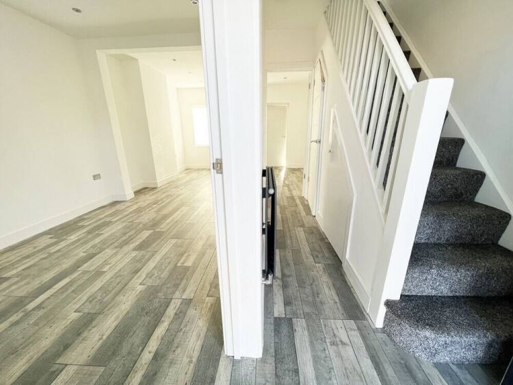 Modern 3-Bed Semi-Detached Property, Newly Renovated in Queniborough LE7 Photo 6