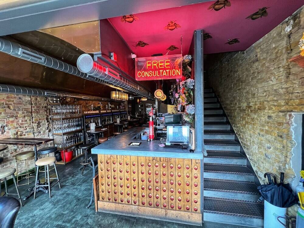 Prime Location Restaurant & Bar Lease Available Near Balham Station, London SW12 Photo 6