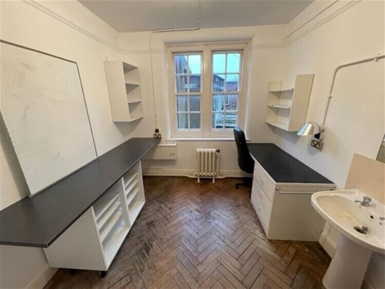 Offices and Business Units To Let For Sale in Newton Abbot Photo 5