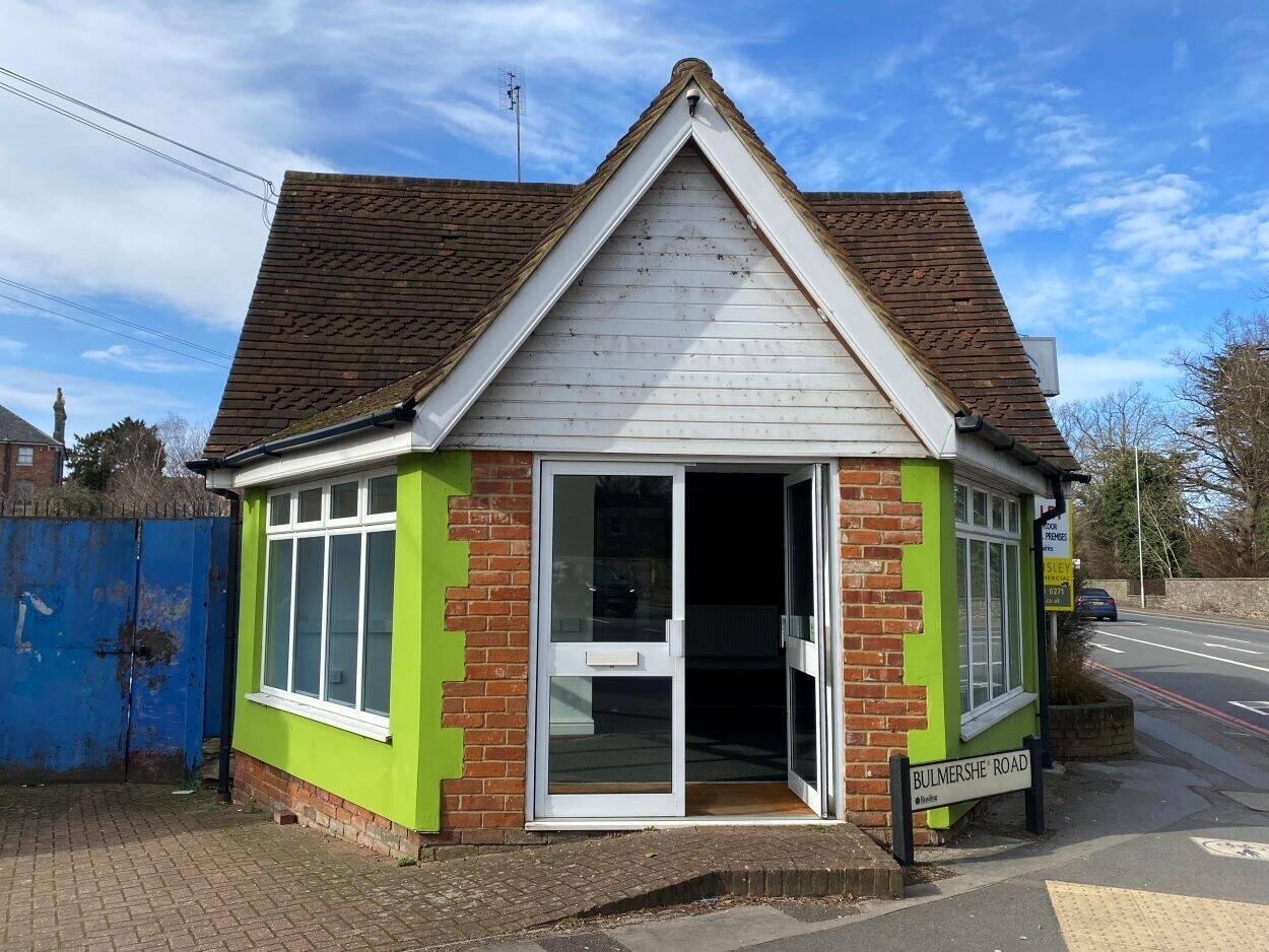 Commercial Premises To Let in Reading, Wokingham Road - E-Class /A1 / A2 Photo 6