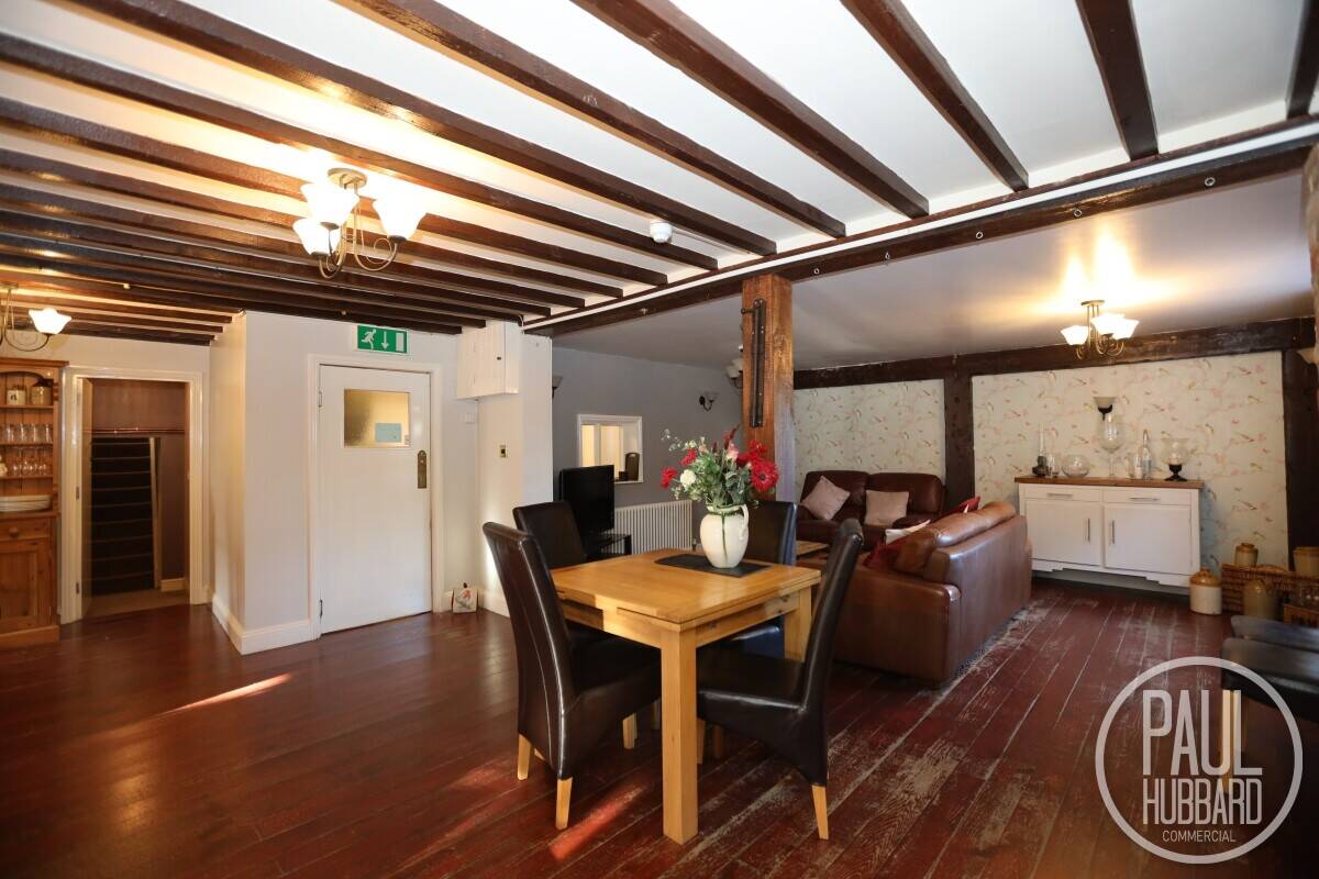 Charming Grade II Listed Guesthouse with Development Potential in Tacolneston, Norfolk Photo 6