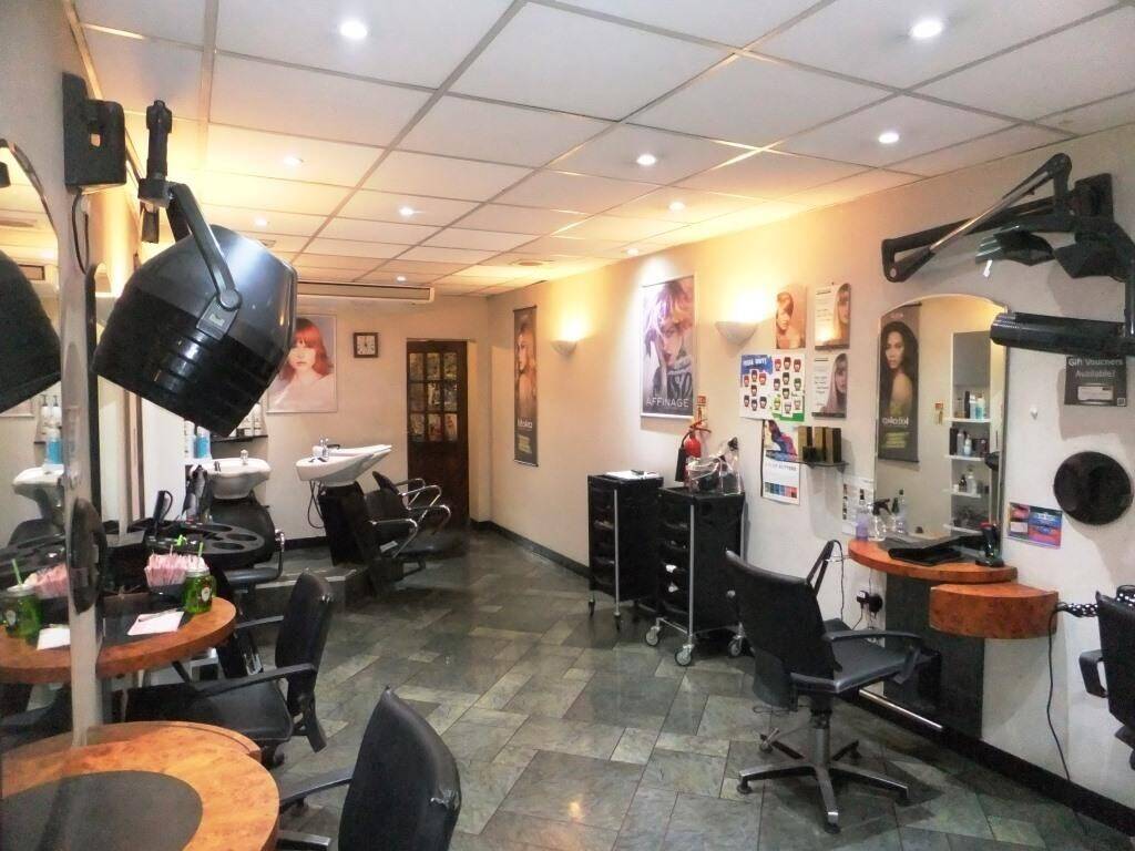 Spacious Fully-Fitted Hairdressing Premises Available for Lease in Busy Reading Location Photo 6