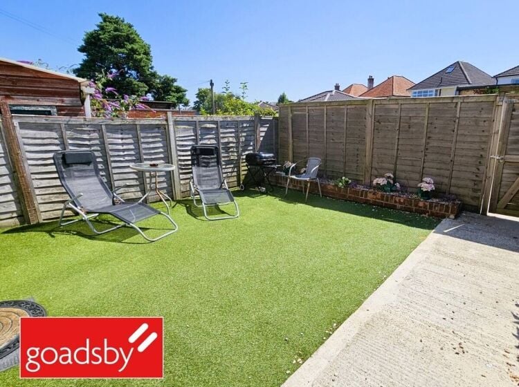 Bournemouth Dorset Commercial Property with Airbnb Potential for 11 Guests Photo 6