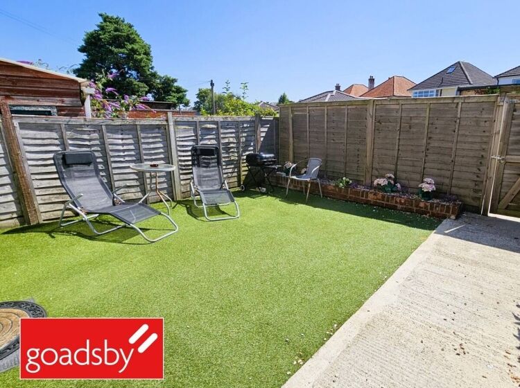 Bournemouth Dorset Commercial Property with Airbnb Potential for 11 Guests Photo 6