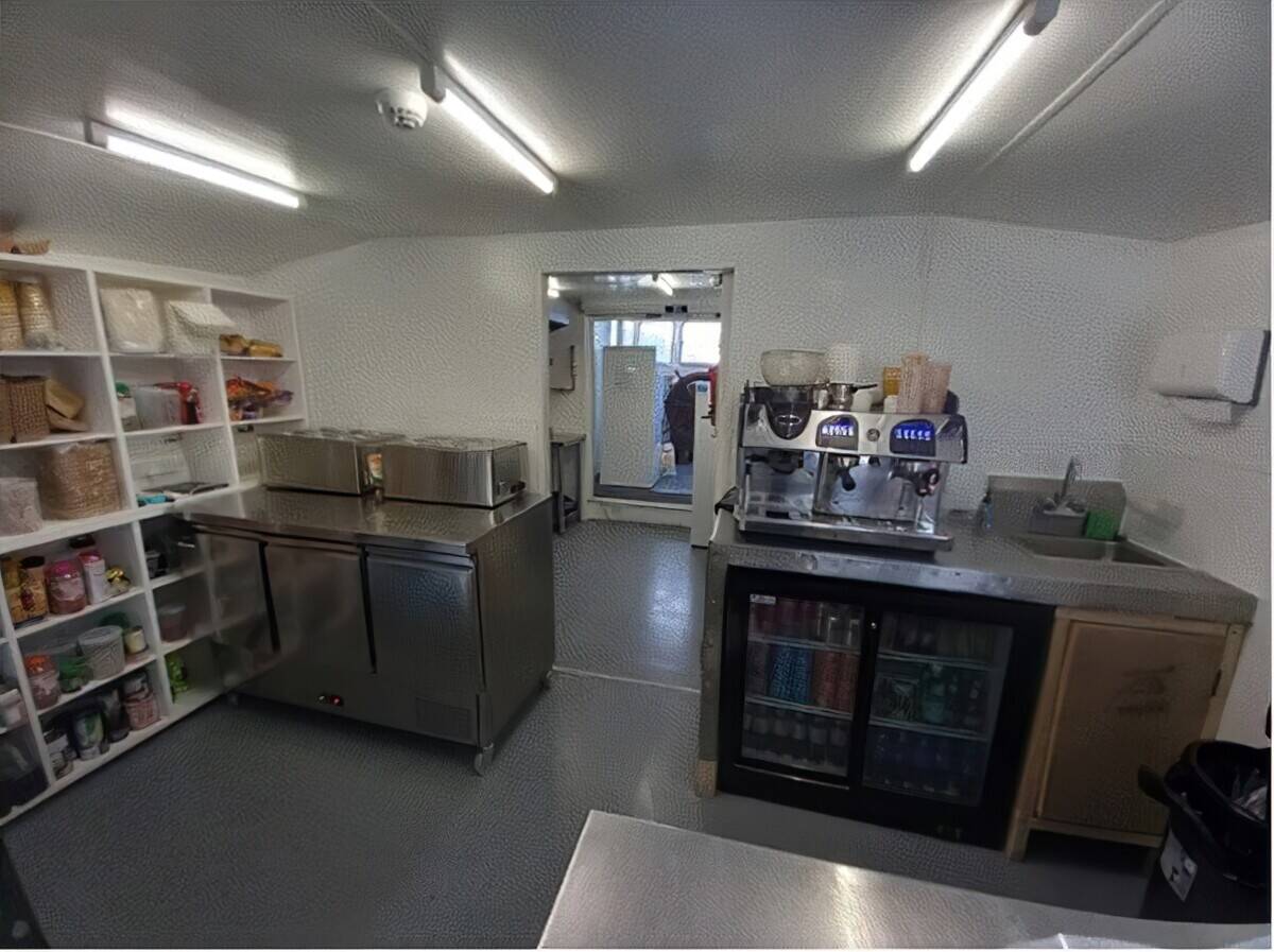 Freehold Cafe Bistro Boat Ready to Trade in Gloucester Quays Photo 6