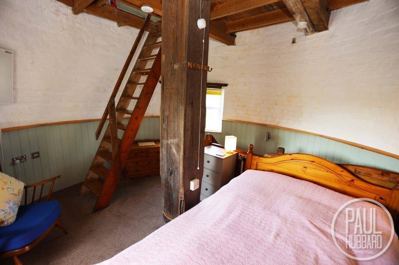 Historic Grade II listed Mill in Norfolk, Successful Holiday Let with Spectacular Views Photo 6