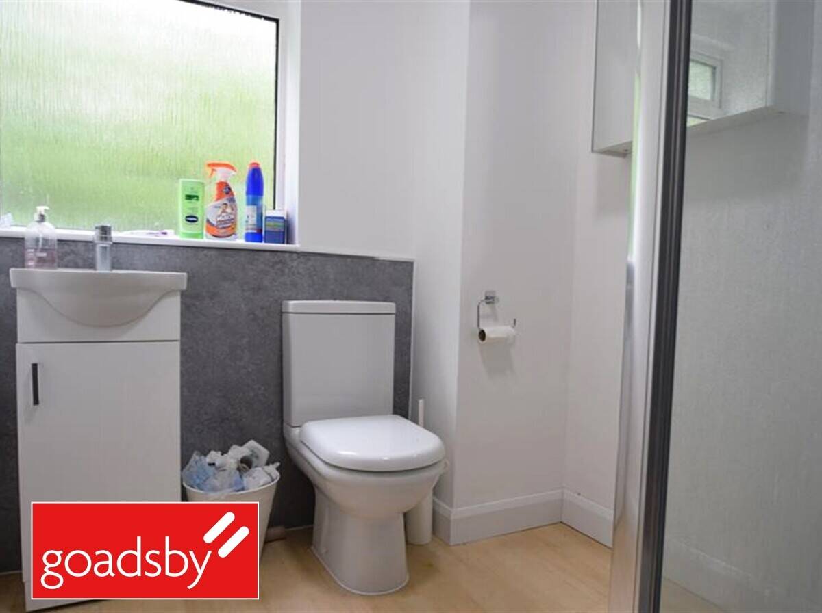 Prime University City HMO Property with High Occupancy Up for Sale Photo 6