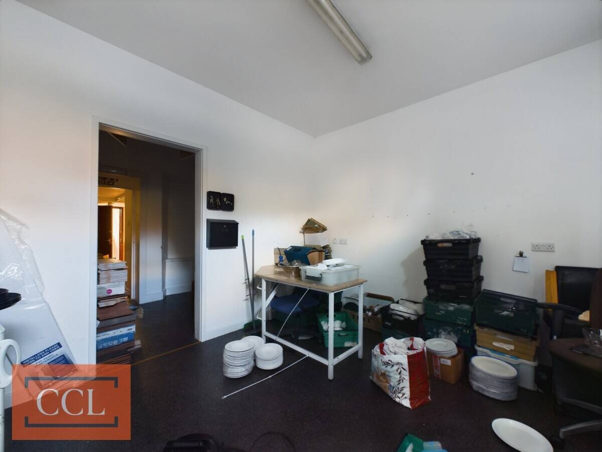 Prime Elgin Moray Commercial Property with Versatile Space for Sale Photo 6