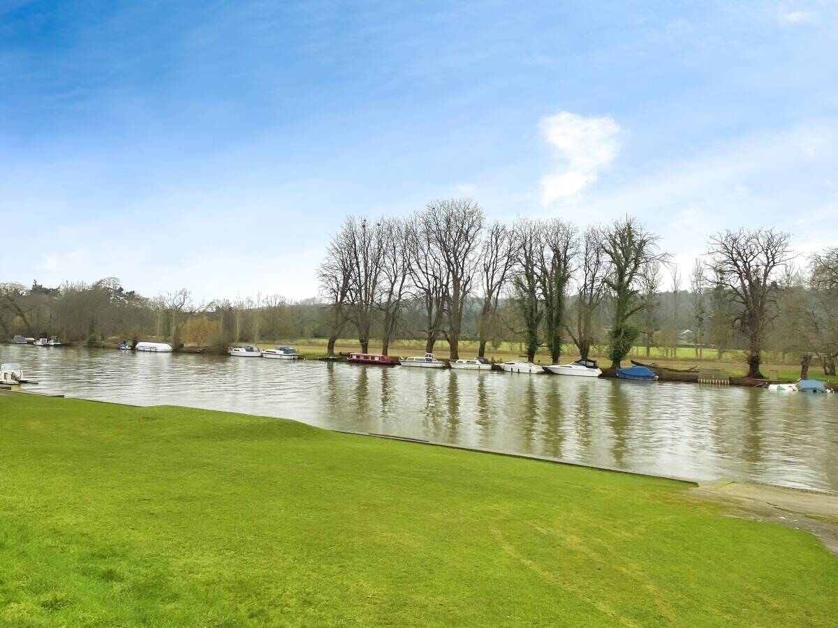 Office To Let - Pangbourne, Berkshire - River Views and 10 Parking Spaces Photo 7