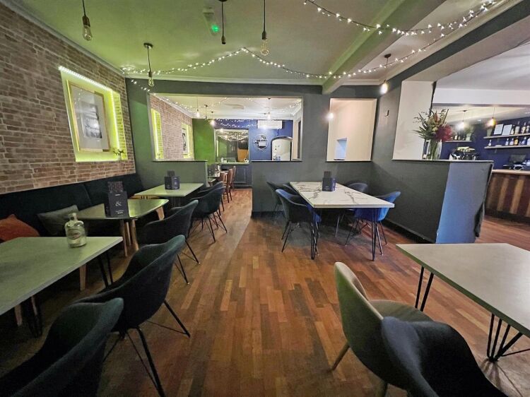 Prime Restaurant and Bar Lease Opportunity on Bristol's Whiteladies Road Photo 6