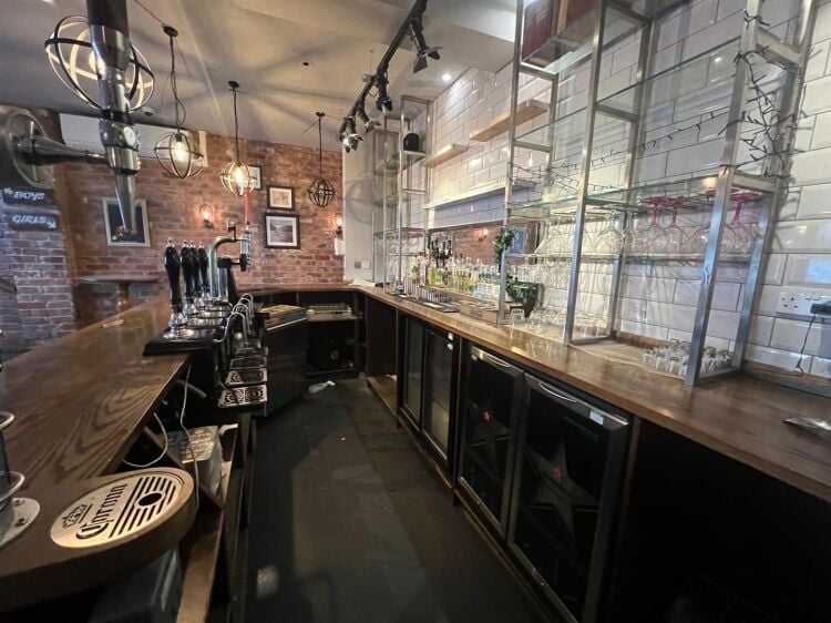Two-Storey Public House with Beer Cellar Available for Rent in Bristol Photo 6