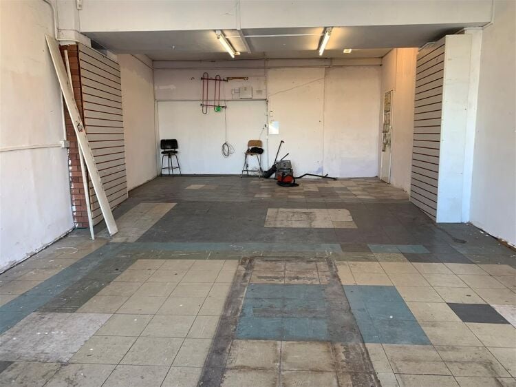 Retail Unit for Sale in Prime High Street Location in Staple Hill, Bristol Photo 6