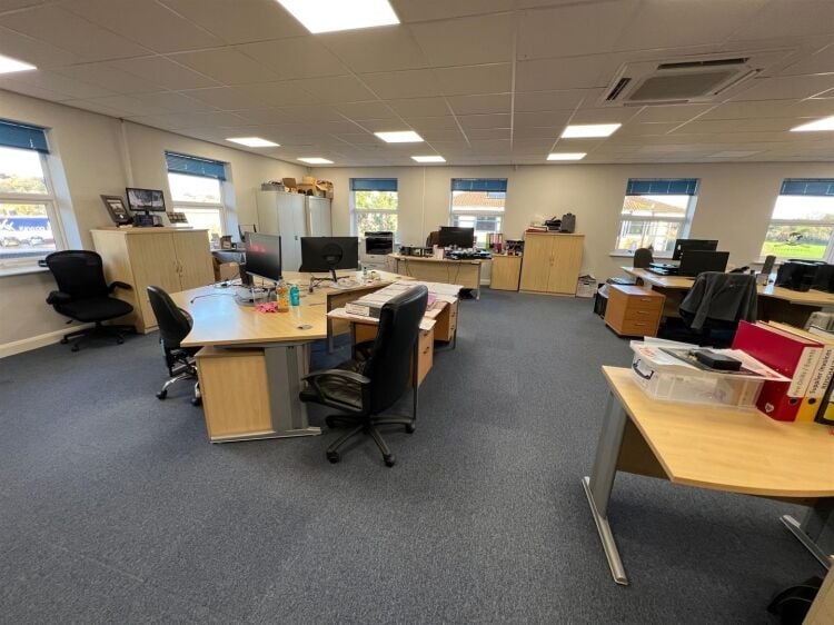Modern Two-Storey Semi-Detached Office HQ in Bristol with 10 Parking Spaces for Sale Photo 6