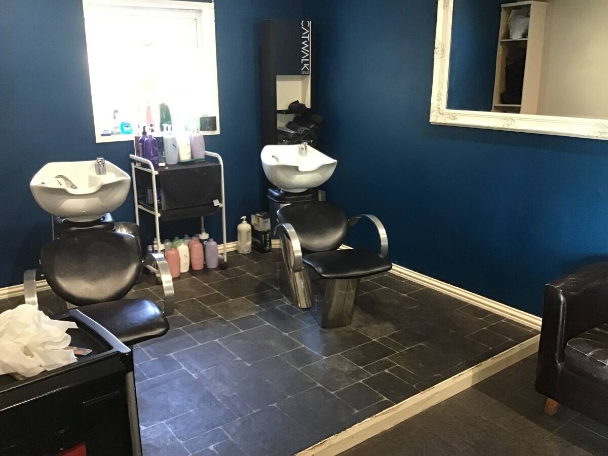 Prime Investment Opportunity - Sizeable Freehold Property in Dinas Powys, Vale of Glamorgan Photo 6