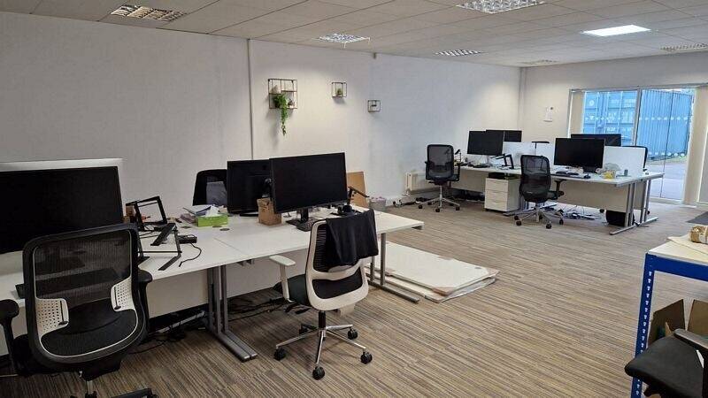 Letting Completed. Offices, Retail Sales, Storage Space Kettlestring Lane, Clifton Moor, York. Photo 6