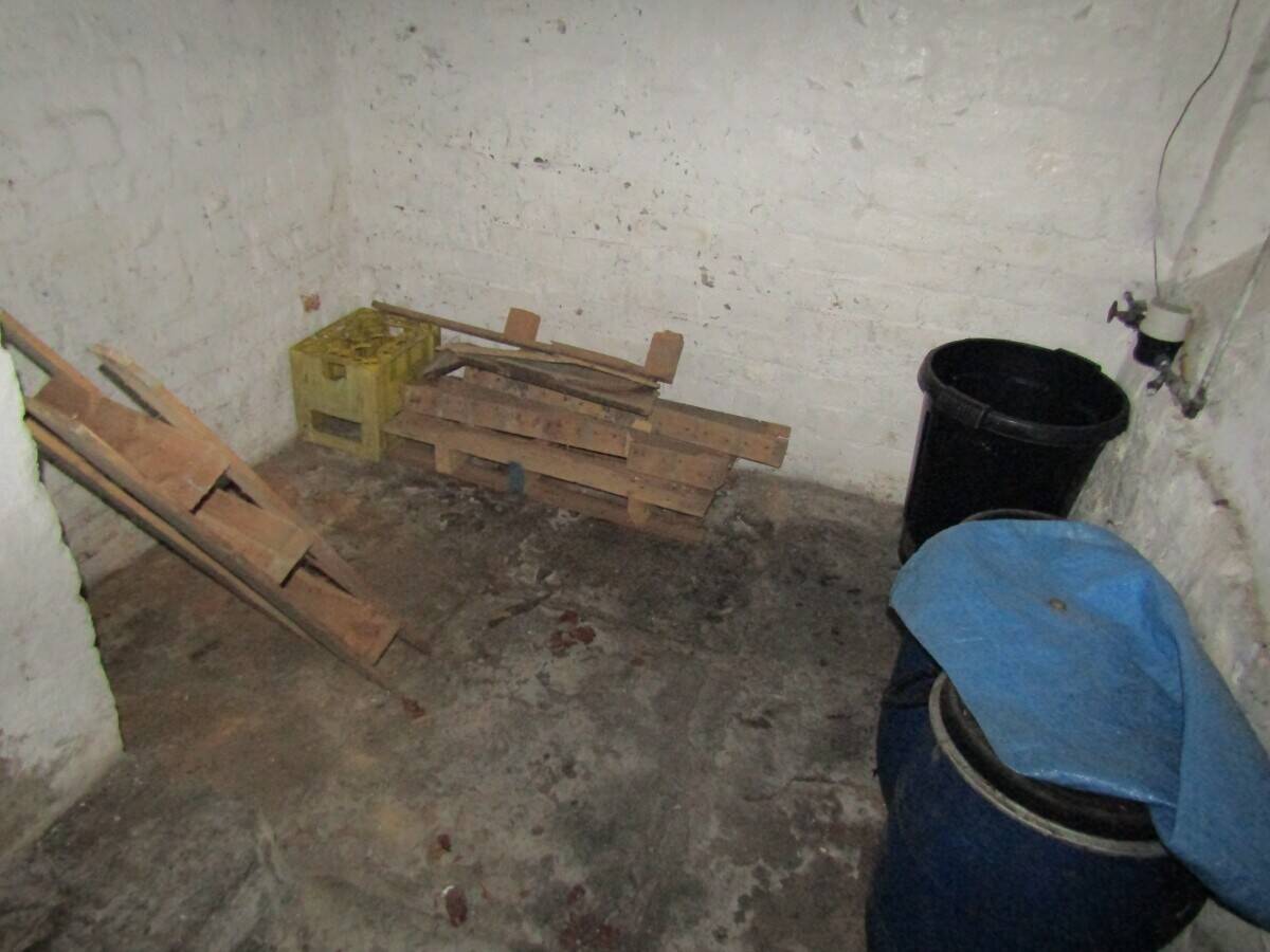 Takeaway Premises for Sale in Oswaldtwistle with Residential Space Above Photo 6