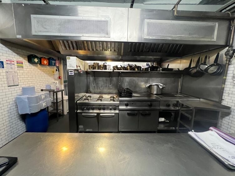 Mid-terrace restaurant for sale on Gloucester Road, Bristol with 1,500 ft² of space available Photo 6