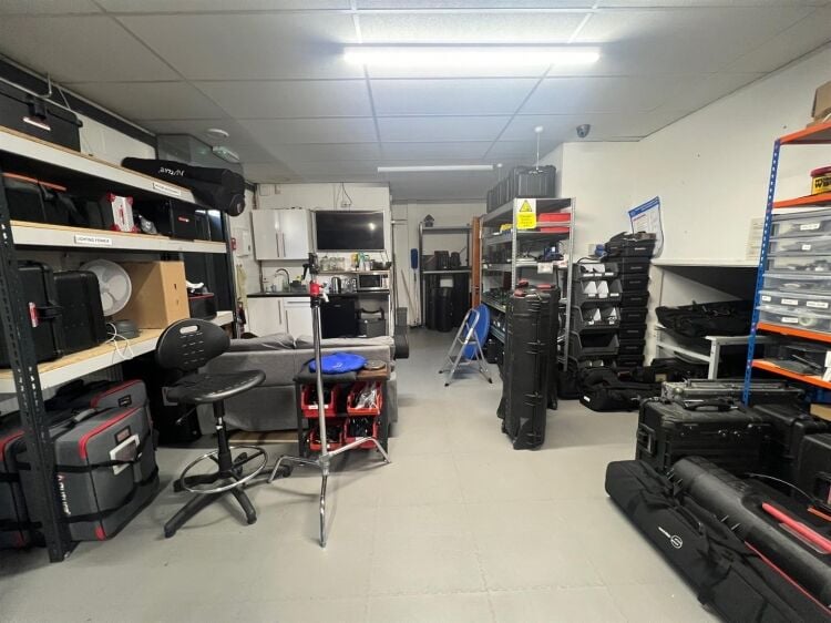 Modern two-storey commercial unit in East Bristol with sustainability upgrades and parking spaces Photo 6