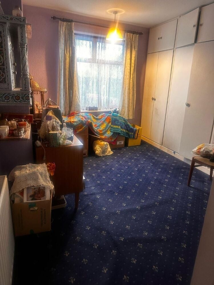 Convenience Store with Residential Space for Sale in Coventry, West Midlands Photo 6
