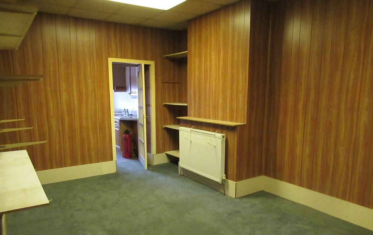 Fully Stocked Fishing Tackle Shop Available in Darwen Lancashire Photo 6