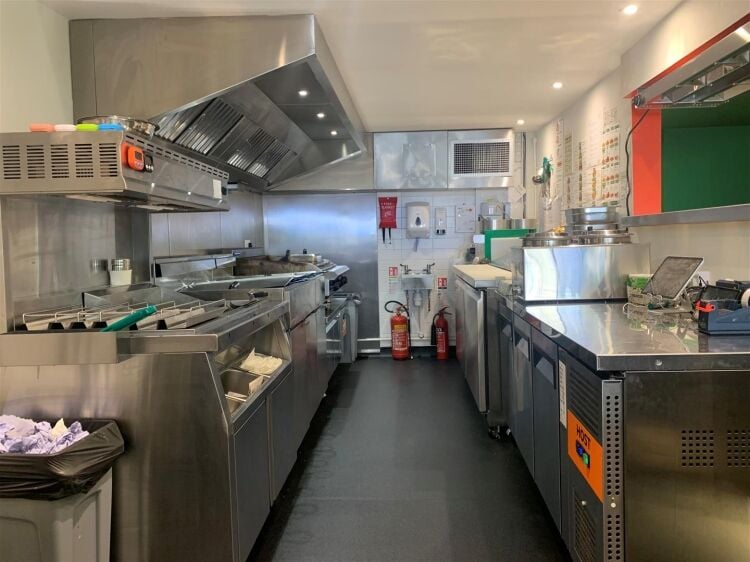 Leasehold restaurant available on Whiteladies Road in Bristol Photo 6