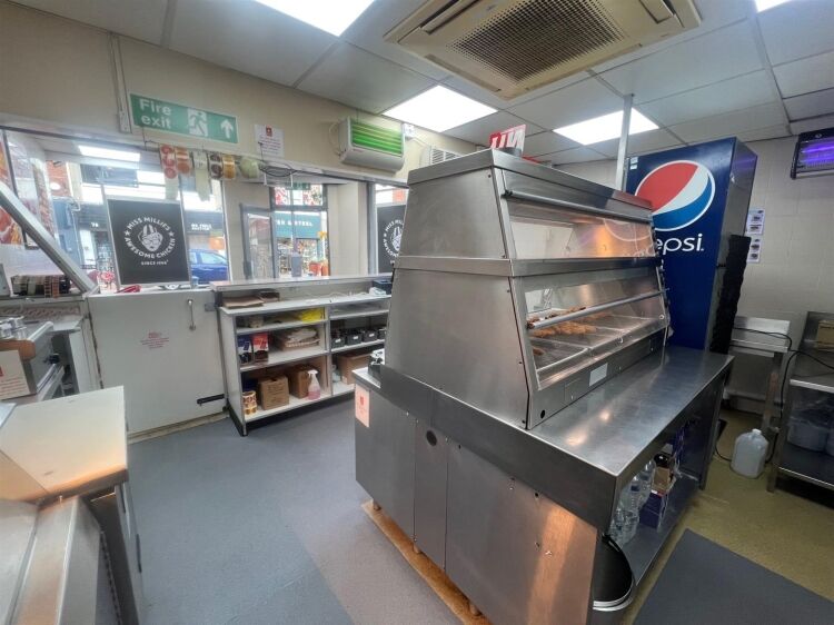 Tenanted ground floor takeaway for sale in Bedminster Bristol with a 10-year lease Photo 6