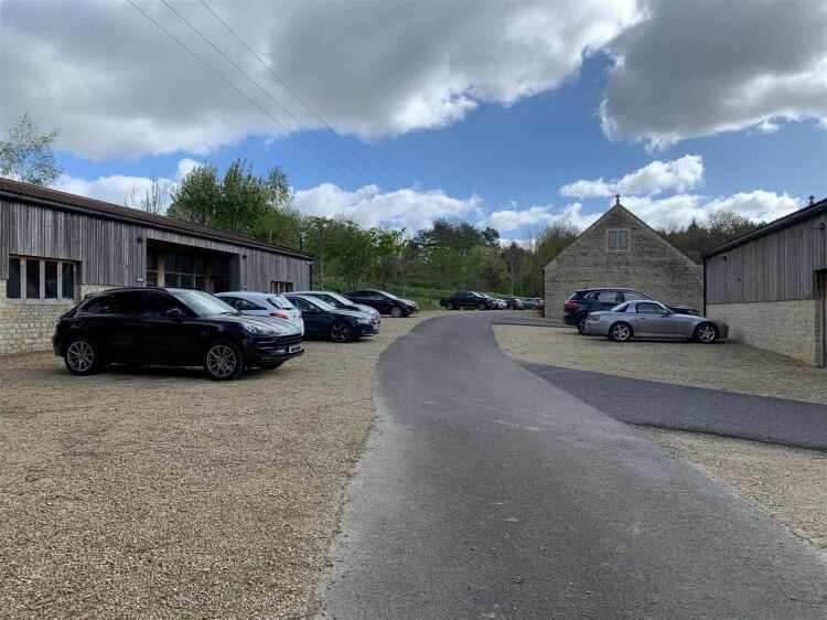 Office suite for sale in Bristol, 550 sq ft open-plan layout in Greenway Farm Business Park Photo 6