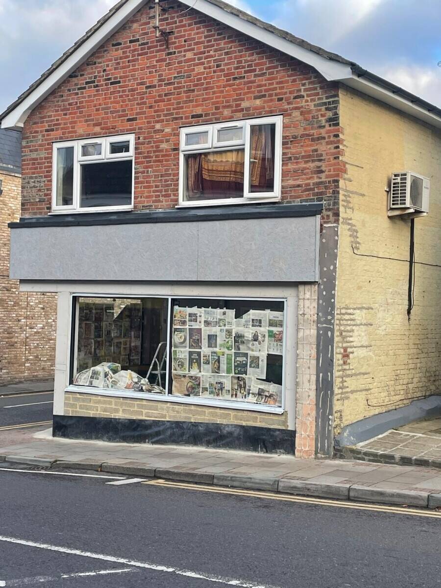 Fully fitted A5 takeaway available in Brentwood Essex with potential for diverse cuisines Photo 5