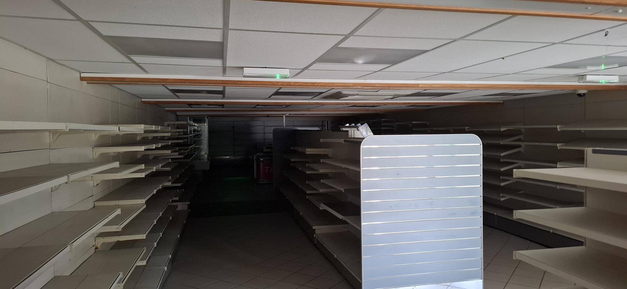 Redevelopment Opportunity in Keelby Lincolnshire with Former Convenience Store and Cottage Photo 6