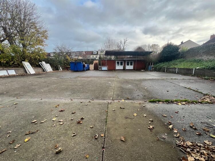 A large showroom of approximately 5,340 ft² with forecourt parking and a large, enclosed yard to the rear. the unit is situated in mangotsfield, Photo 6