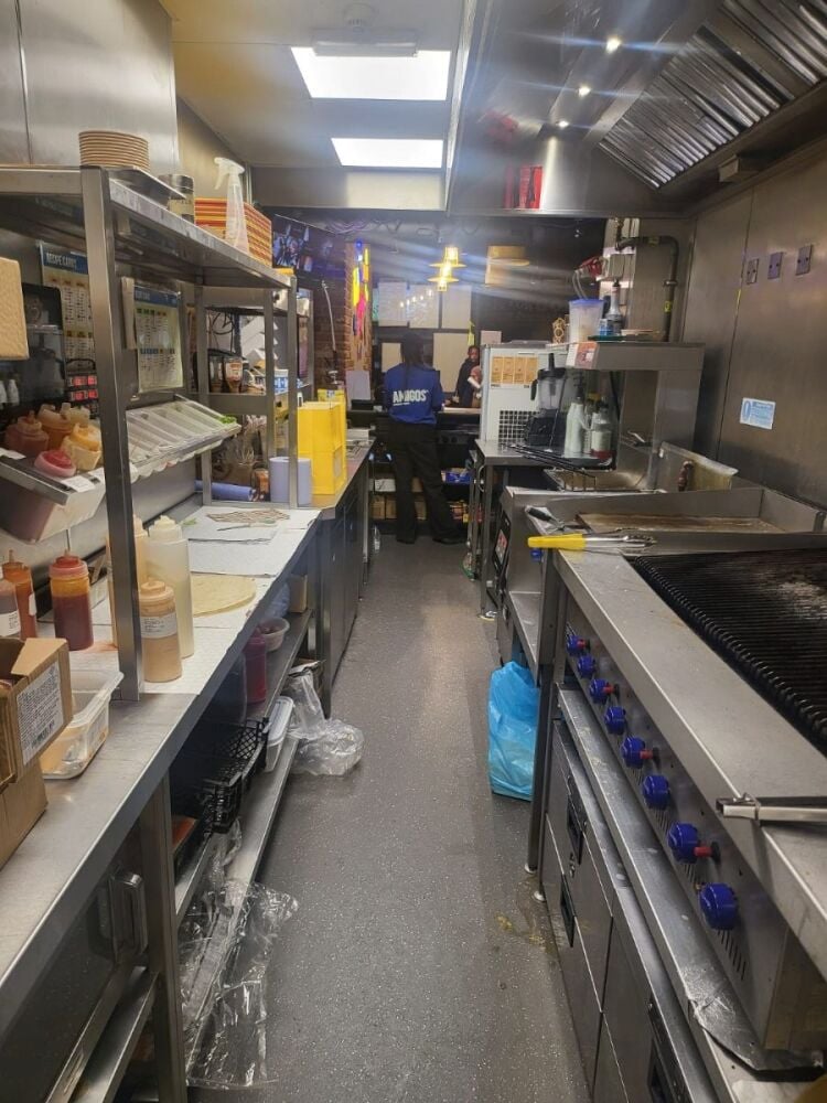 Fully Fitted Franchise Burger Restaurant for Sale in South West London Photo 6