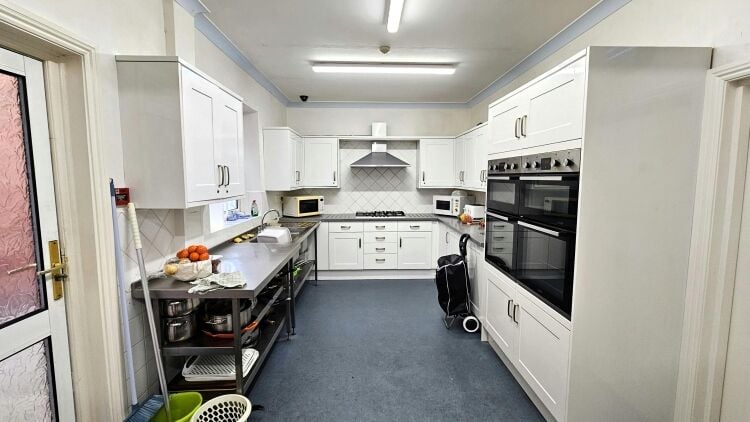 27 Room HMO for Sale in Southampton, Hampshire with Occupancy and Growth Potential Photo 6