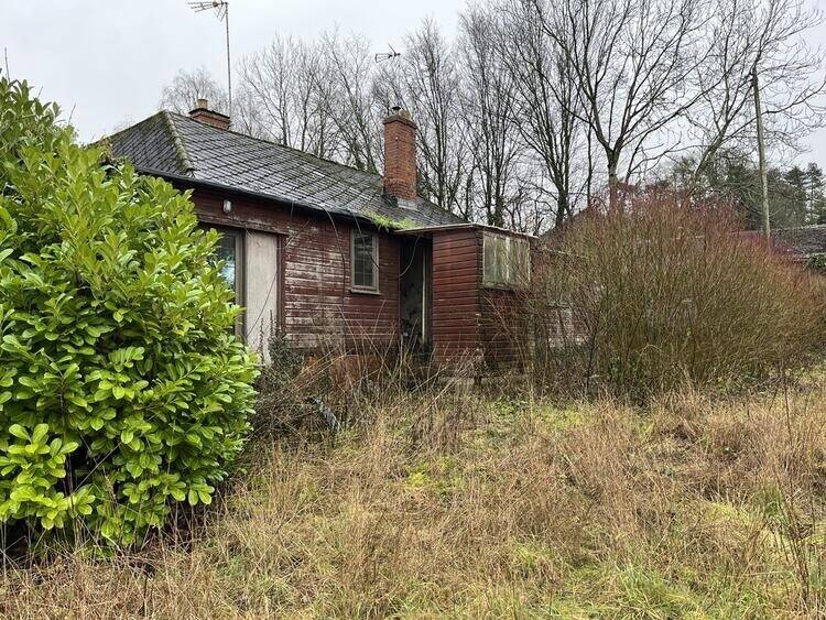 Cotswolds Site for Sale in Bourton-on-the-Water with Potential for Specialist Care Unit Photo 6