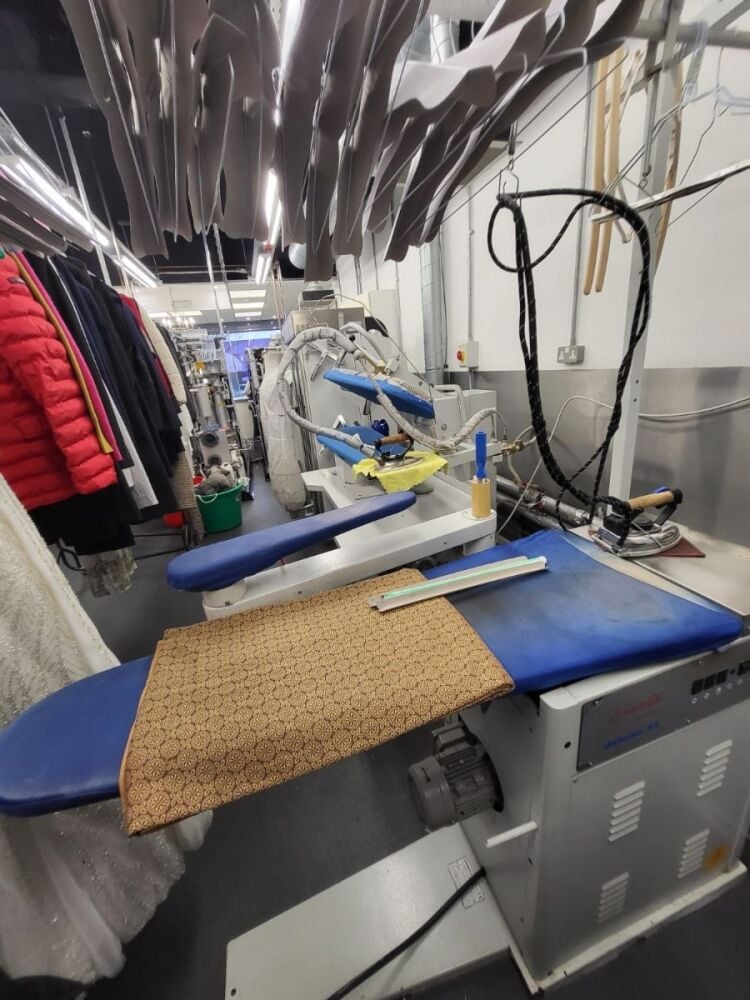 Dry Cleaners Shop in Barnet North London with Established Client Base Photo 6