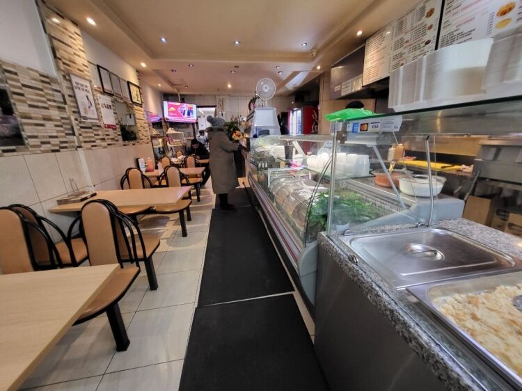 Very Long Running Fried Chicken and Kebab shop Business for Sale in Crouch End/ North London: with REF: CS0781 Photo 6