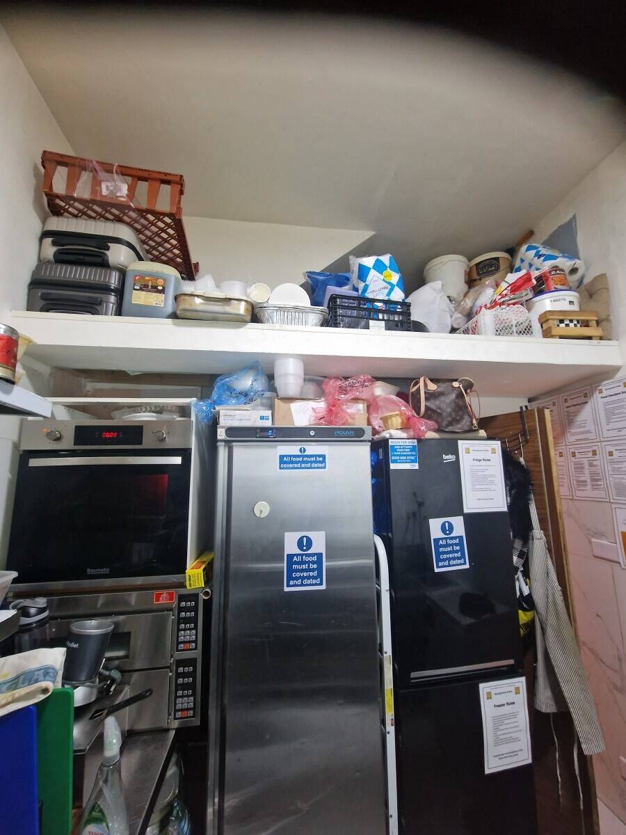 Café Restaurant with Shisha Terrace and Alcohol License in Prime Kilburn Location Photo 6