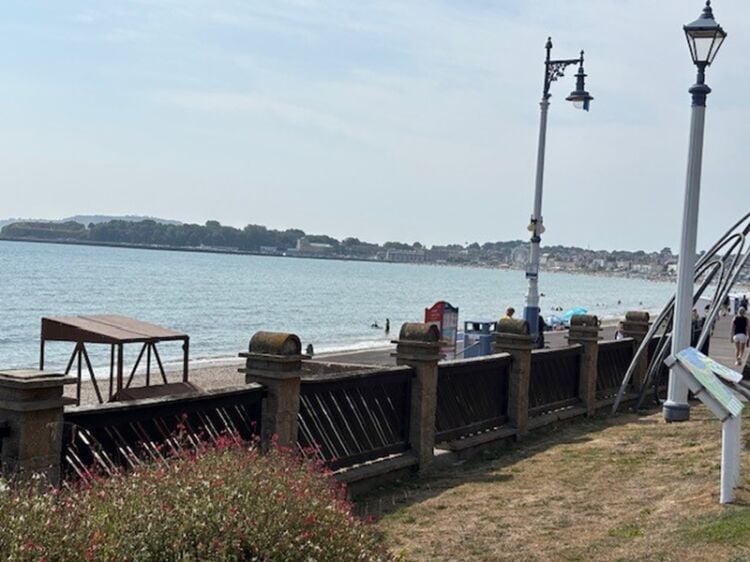 Hot Drinks, Hot Profits – Established Café Leasehold Photo 6