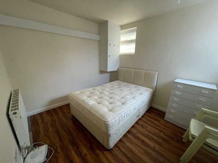 Fully Equipped Takeaway - Vacant Possession - Leasehold Business For Sale Photo 6