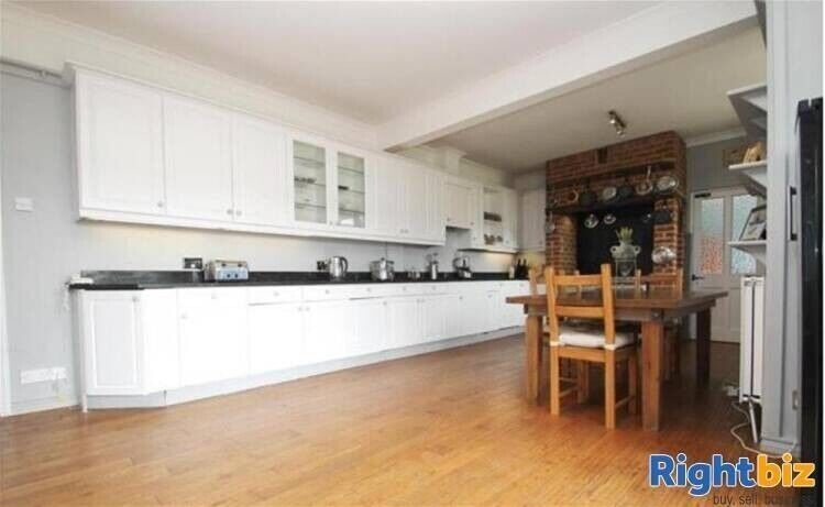 Renovated Surrey Boarding Kennels with Spacious Detached Family Home on 4.5 Acres Photo 6