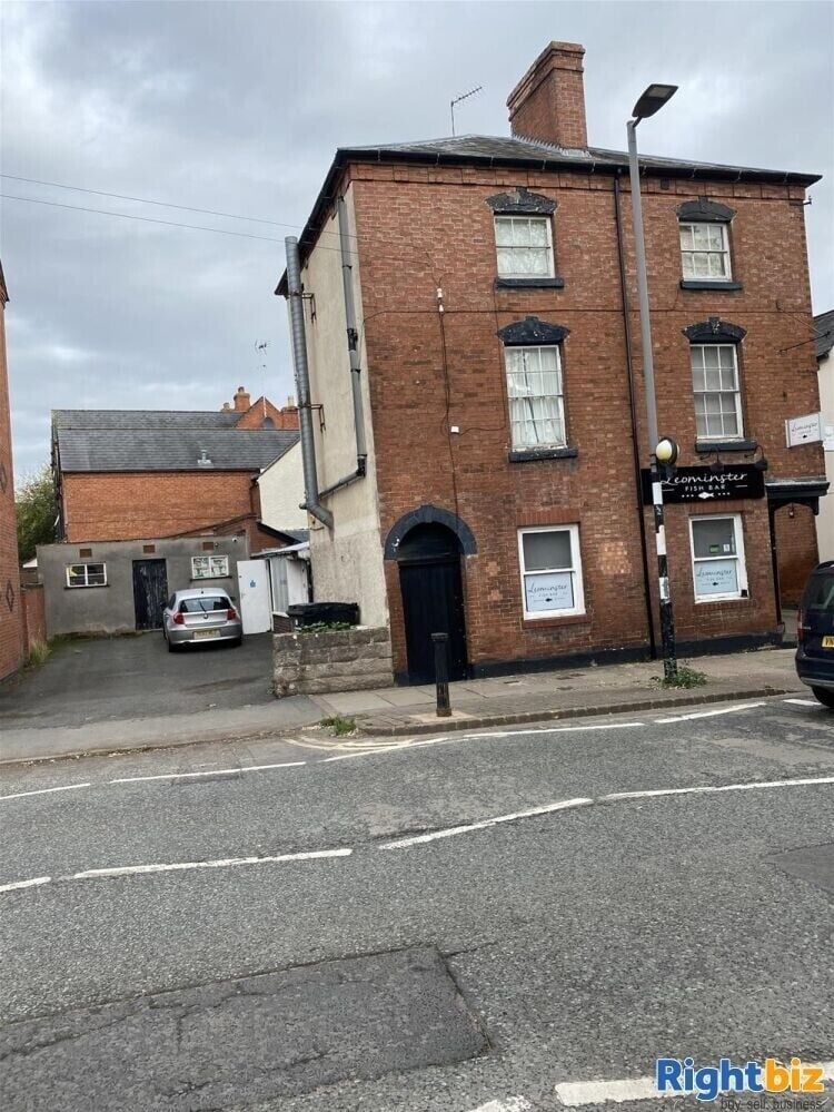 Prominent Fish and Chip Takeaway with Three Flats in Leominster Herefordshire for Sale Photo 6