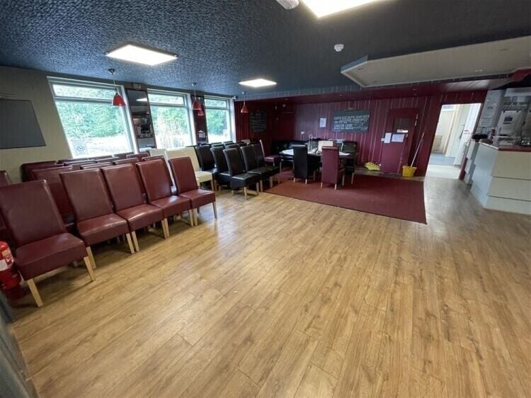 Roadside Cafe/ Restaurant To Let For Sale in Buckfastleigh Photo 6