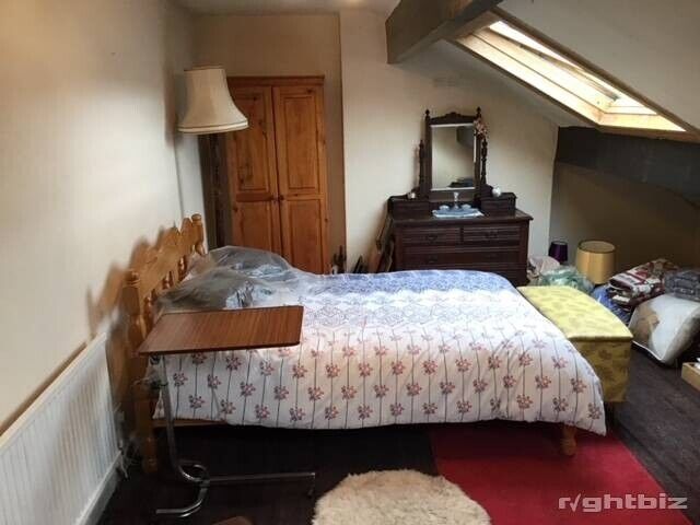 Freehold Tea Shop with Owner's Accommodation in Rossendale, Lancashire. Ideal for Investors Photo 6