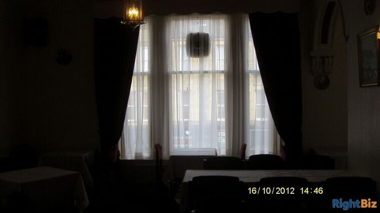 Versatile Restaurant Property in Falkirk Town Centre with Car Park, Perfect for Various Businesses Photo 7