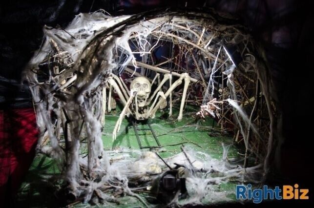 Dragon Commercial Panic Room for Sale, Good Condition, Easily Relocatable Photo 6