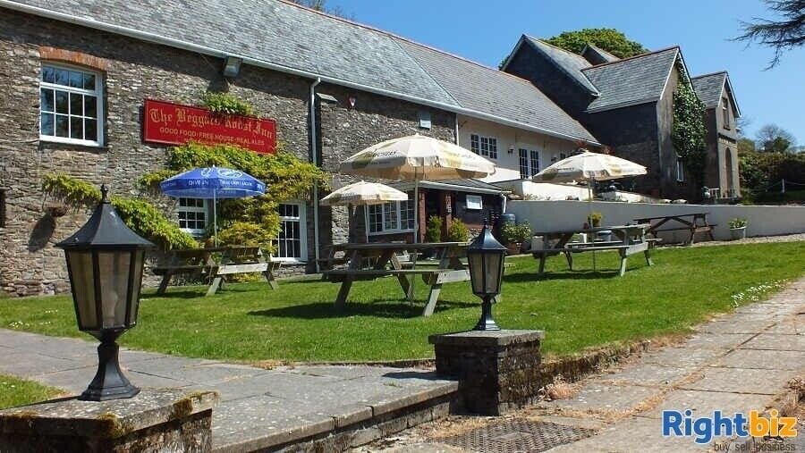 Lynton Devon Pub with Potential for Holiday Cottage Development Photo 6