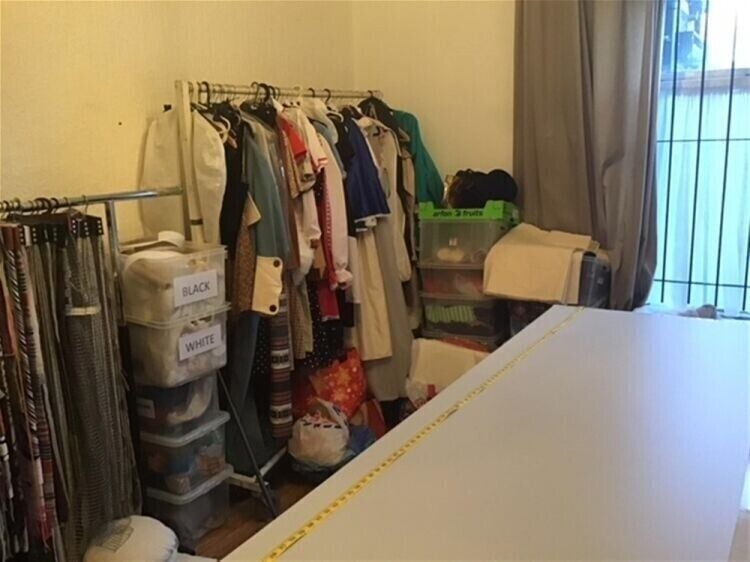 Versatile Commercial Property in Busy Oldham, Greater Manchester - Ideal for Multiple Uses Photo 6